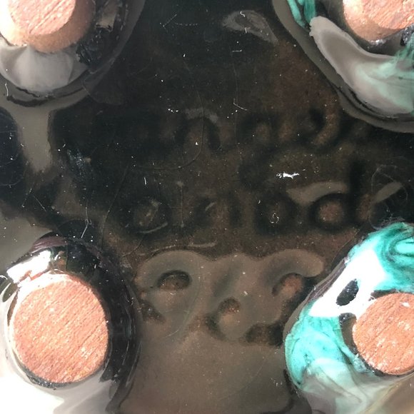 Evangeline Pottery Flower Bowl / Dish - Picture 5 of 5